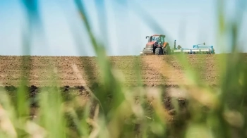 На Львівщині стартувала весняна посівна кампанія: що вже посіяли