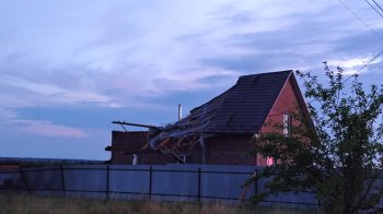 У селі біля Шептицького в будинках зірвало дахи та вибило вікна