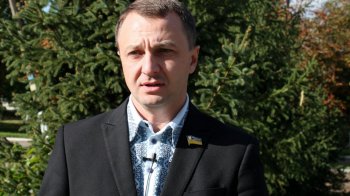 «Це порушення Конституції»: мовний омбудсмен відреагував на законопроєкт про англійську мову