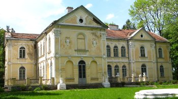 Палац Фредрів-Шептицьких в селі Вишня.