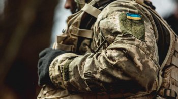 Замість служби — робота в магазині: на Львівщині розслідують можливі зловживання командира