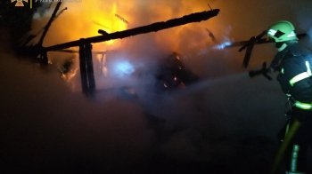 На Яворівщині через пожежу літної кухні ледь не згоріло п'ять будинків