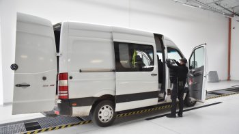 На Львівщині виявили три спроби ввезти в Україну нарковмісні таблетки