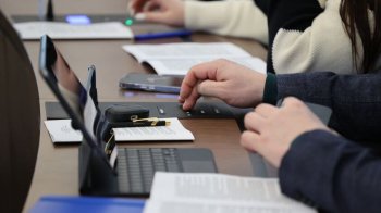 Бюджетна комісія Львова погодила півмільйона на відрядження чиновників