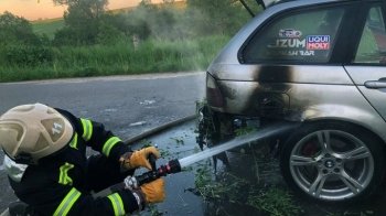 "Загасили рекордно швидко": На Стрийщині раптово спалахнуло приватне авто