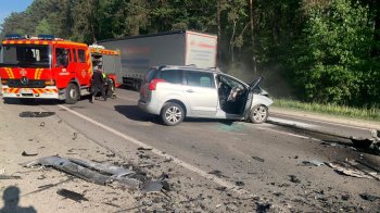 На Золочівщині водій Chery Tiggo виїхав на зустрічну смугу та протаранив Peugeot: загинуло троє людей