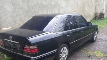 Фото викраденого Mercedes-Benz Е300