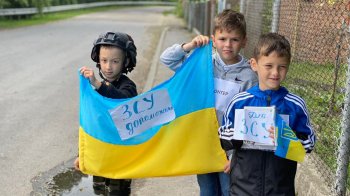 На Стрийщині діти зібрали кошти на два бронежилети для захисників України