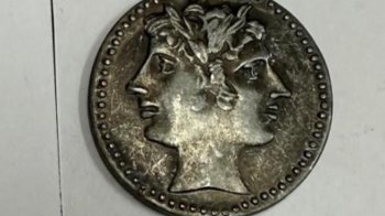 На кордоні на Львівщині вилучили колекцію монет Стародавніх Риму та Греції