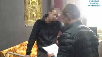 Правоохоронці затримали групу злочинців за продаж наркотиків у Львівській колонії