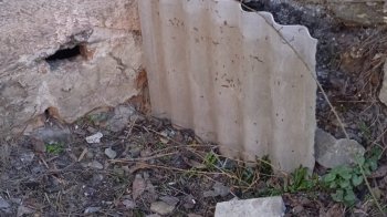 Львів’яни просять засипати яму, яку два роки тому невідомо хто викопав