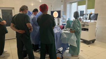 У Львові у два проколи прооперували пацієнта з міжхребцевою грижею