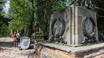 Чи допоможе бюрократичний канцелярит цікаво розповісти нашу історію?