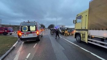 На Львівщині сталась лобова ДТП, траса Київ — Чоп перекрита (фото)