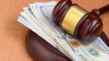 Виконавча служба зможе арештовувати рахунки боржників