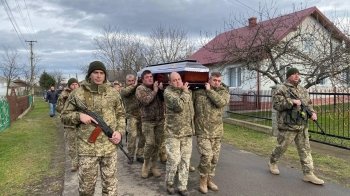 прощання з військовим