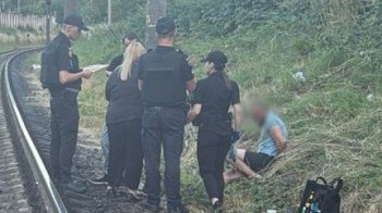 Суд у Львові відправив до психіатричної лікарні чоловіка, який напав на дітей із ножицями