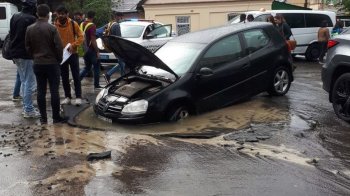 Львівський суд зобов'язав 'Львівводоканал' відшкодувати збитки через прорив водогінної труби