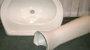 У Львові засудили чоловіка за побиття до смерті знайомого умивальником