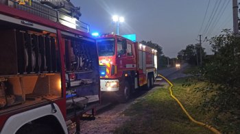 У селі Кулиничі Львівського району зайнялася пожежа в господарській будівлі