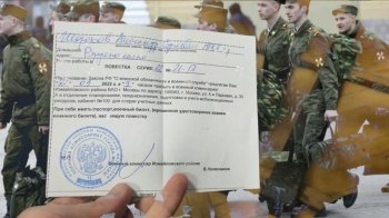 Черги на кордонах, гоніння до військкоматів і "как сломать руку": як у росії пройшов перший день мобілізації