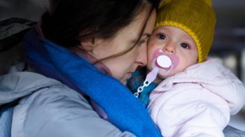 Хто може вивезти дитину за кордон під час війни