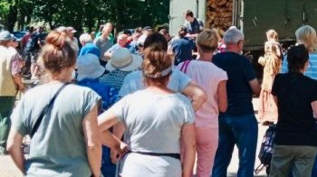 Тисячні черги за їжею: у Маріуполі не вистачає продуктів