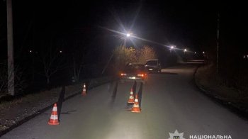 На Львівщині через наїзд ЗАЗ загинув чоловік, який лежав на дорозі