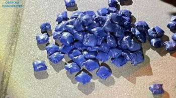 Намагався збути кілограм психотропів: у Львові 35-річному «закладчику» повідомили про підозру