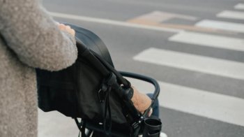 На Львівщині суд оштрафував водійку на 850 грн за наїзд на коляску з дитиною