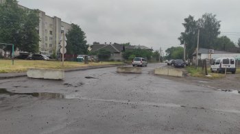 У Великих Мостах через ремонт дороги перекриють вулицю