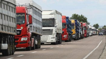 На Львівщині чоловік обіцяв за 18 тис. доларів вивезти ухилянта з України у вантажівці