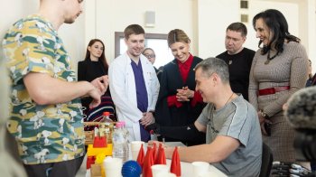 Перша леді Олена Зеленська відвідала клініку Superhumans на Львівщині