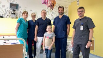 У Львові лікарі врятували дівчинку з генетичним захворювання нирок