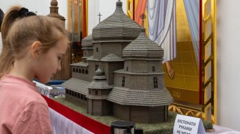 Вирізьблені макети: у Дрогобичі відкрили виставку мініатюр дерев'яних церков