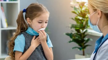 Кашлюк повернувся в Україну з новою силою. Чому так сталося?