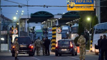 За втікачів мають відповідати благодійні фонди. Як ухилянти намагаються перетнути державний кордон