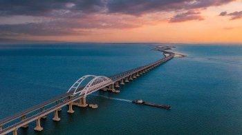 "Кримський міст обов'язково буде зруйнованим, це лише питання часу", — радник очільника МВС