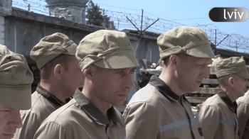 Як живуть полонені жителі ОРДЛО в таборі на заході України: ексклюзивні зйомки