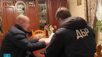 Депутат та посадовці Солонківської сільради отримали підозри у незаконній приватизації землі