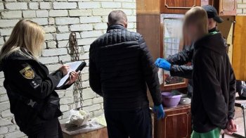 Поліція викрила в селі на Стрийщині масштабне підпільне виробництво наркотиків