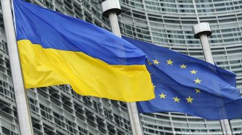 ЄС слід розглянути вилучення валютних резервів росії на відновлення України — Боррель