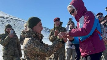 Військовий зі Львова на протезах підкорив Говерлу задля освідчення коханій
