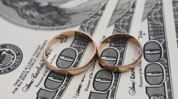 На Львівщині судили жінку за фіктивний шлюб з військовозобовʼязаним