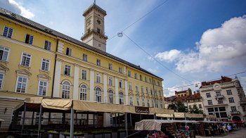 Візит Епіфанія та перейменування 7 населених пунктів: головні новини Львівщини за добу