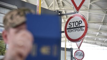Черги на кордоні влітку – як пережити спеку без ризиків
