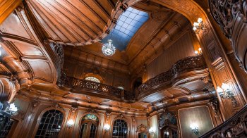 Незаконно приватизували: прокуратура вимагає повернути Будинок вчених у Львові громаді