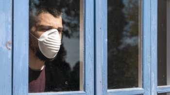 Карантин через COVID-19 мав такий же вплив на пам’ять, як і тюремне ув’язнення: дослідження