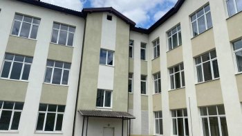 Майже 4 роки стояла без ремонту: на Львівщині відновлять будівельні роботи в одній зі шкіл