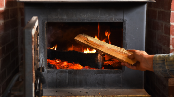 На Львівщині за вечір троє людей отруїлися чадним газом